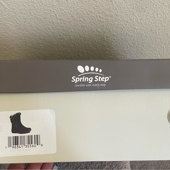 Brand New with tags Spring Step boots - Picture 4 of 5